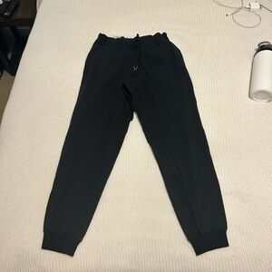 Lululemon On the Fly jogger